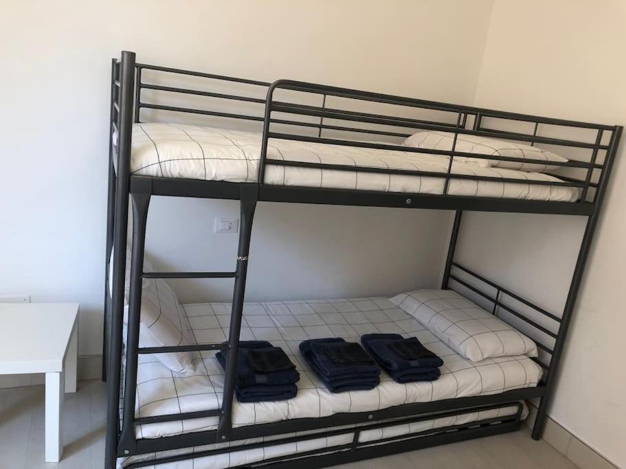 Trilocale Cc 009057-Lt-0333 Apartment Споторно Екстериор снимка